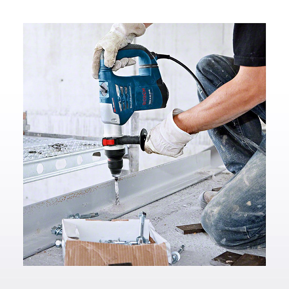Bosch Professional 900W 4kg Rotary Hammer With SDS Plus - Skin Only - image 5