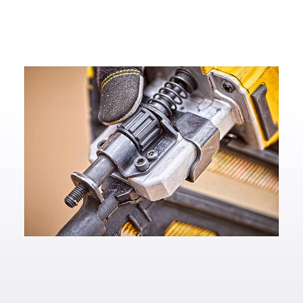 DeWALT 18V XR 33 Degree 90mm Framing Nailer Kit - 5.0Ah DCN930P1-XE - image 4