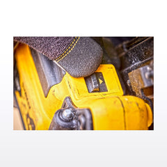 DeWALT 18V XR 33 Degree 90mm Framing Nailer Kit - 5.0Ah DCN930P1-XE - image 5