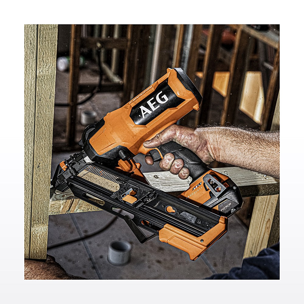 AEG 18V F-RAPID 10GA 30°-34° Framing Nailer 5Ah Kit - image 5
