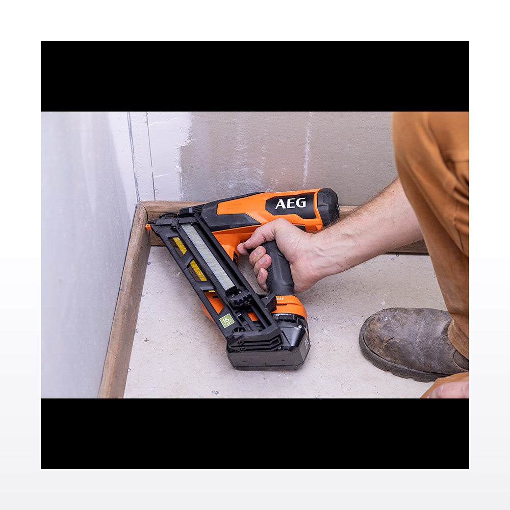 AEG 18V F-RAPID 15GA DA Angled Brad Nailer 5Ah FORCE Kit - image 4