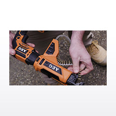 AEG 18V Brushless Collated Screwdriver - Skin Only - image 5